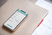 iPhone上的大型免費(fèi)游戲，探索創(chuàng)新與挑戰(zhàn)，智能手機(jī)的多任務(wù)體驗(yàn)，探索創(chuàng)新與挑戰(zhàn)的游戲應(yīng)用
