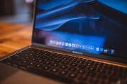 Win7系統(tǒng)下注冊表刪除教程，輕松掌握注冊表清理技巧，輕松學(xué)會Win7系統(tǒng)注冊表刪除與清理技巧