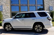 手動車倒車的技巧有哪些？這些技巧如何提升倒車的安全性？