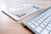 谷歌相似網(wǎng)站插件是一種用于管理Google Search與其它搜索引擎之間關(guān)聯(lián)的工具。它是Google的一種特性，可以讓用戶更容易地找出其他網(wǎng)站的相關(guān)信息，從而提高搜索結(jié)果的質(zhì)量和準(zhǔn)確性。，谷歌相似網(wǎng)站插件，連接和增強(qiáng)您的Google搜索結(jié)果