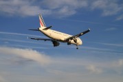 關注！C919飛機今晚交付！中航系應聲大漲，國防軍工ETF（512810）逆市漲1.18%終結8連陰！