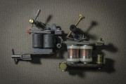 LED燈泡更換的正確步驟是什么？如何確保更換過程中的安全？