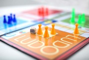 一款無限制的免費跳棋游戲，給你帶來無限的樂趣，無限制跳棋，讓生活充滿樂趣的游戲