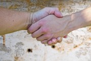 孕婦夢到摔倒的寓意與解讀，孕婦夢到摔倒的寓意與解析