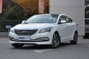 購車時(shí)需要考慮哪些重要的安全因素？