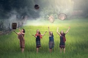 爆竹聲聲夢(mèng)中的奇妙之旅，爆竹聲聲，夢(mèng)中的奇妙之旅