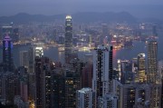 如何理解看put買(mǎi)美式期權(quán)的操作？這種操作的適用場(chǎng)景是什么？