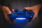 PS4有沒有免費(fèi)游戲？，PS4是否真的沒有免費(fèi)游戲?