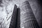 銀監(jiān)局回應銀行8個窗口只開2個