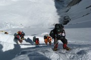 攀登夢想之巔——我的爬山夢境之旅，攀登夢想之巔，我的爬山夢境之旅的探索與挑戰(zhàn)