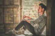 夢中驚醒，朋友向我借錢