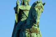 國(guó)王的游戲小說(shuō)免費(fèi)閱讀: 一部揭開(kāi)神秘城堡的冒險(xiǎn)記，公主與騎士，揭秘神秘城堡之旅