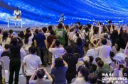 宇樹科技王興興：讓機器人跳舞格斗是為了實現(xiàn)“解放人類生產(chǎn)力”的終極目標