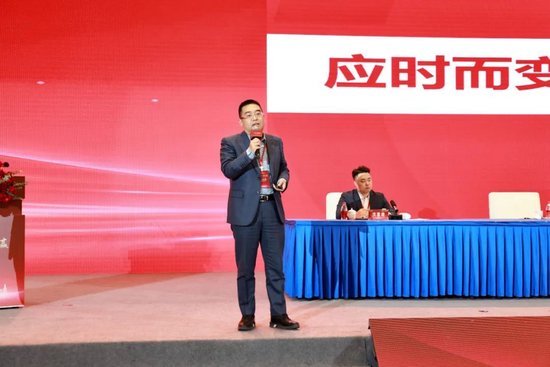 張德芹在茅臺葡萄酒公司2025年度市場工作會上強(qiáng)調(diào)：豐富茅臺產(chǎn)品線、拱衛(wèi)茅臺品牌、傳播茅臺文化